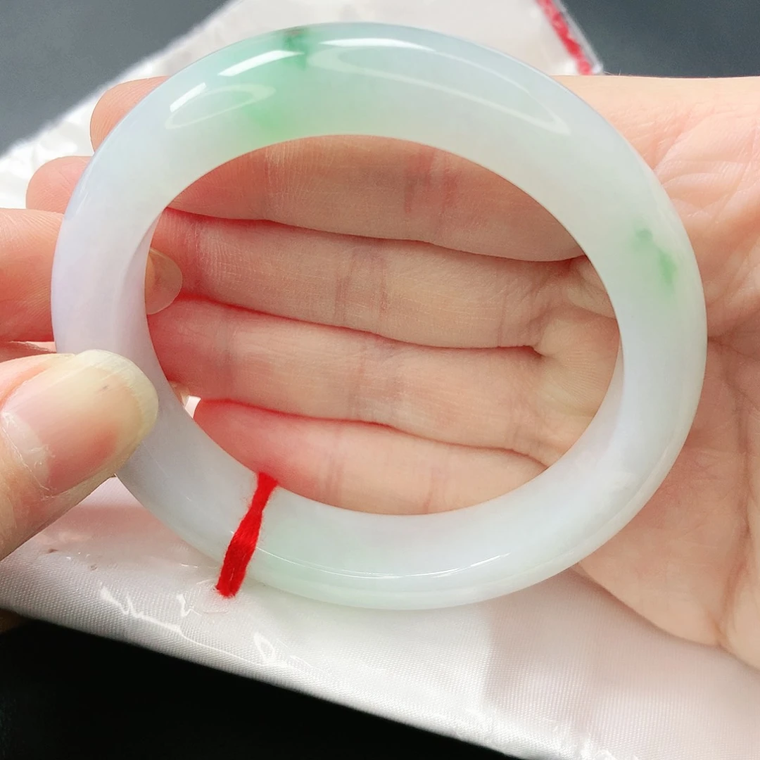 翡翠手镯未镶嵌缅甸天然A货翡翠