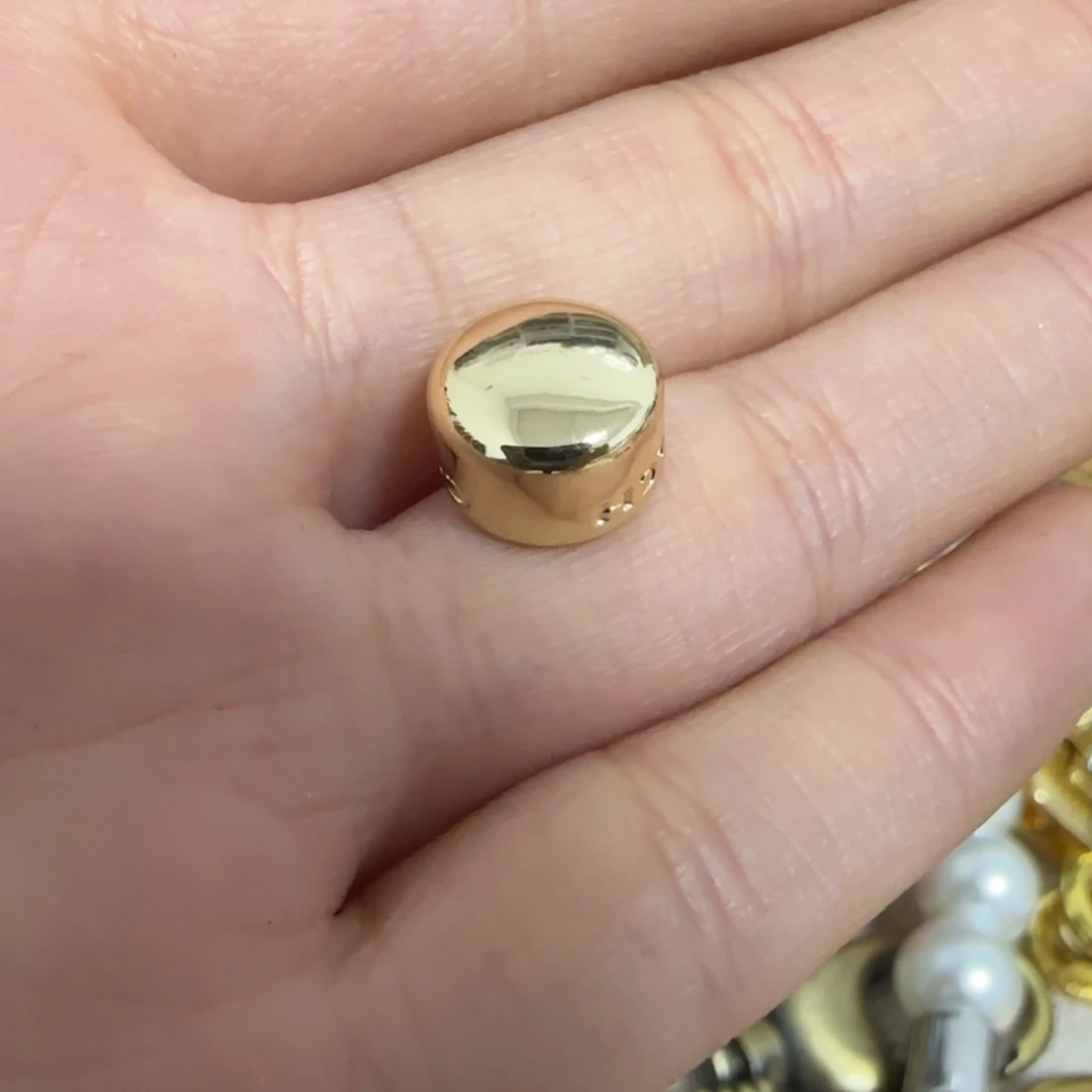 口吃螺丝脚钉10元20个