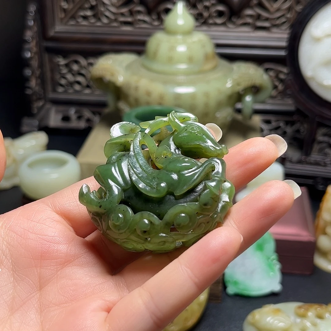 和田玉（糖玉）未镶嵌挂件