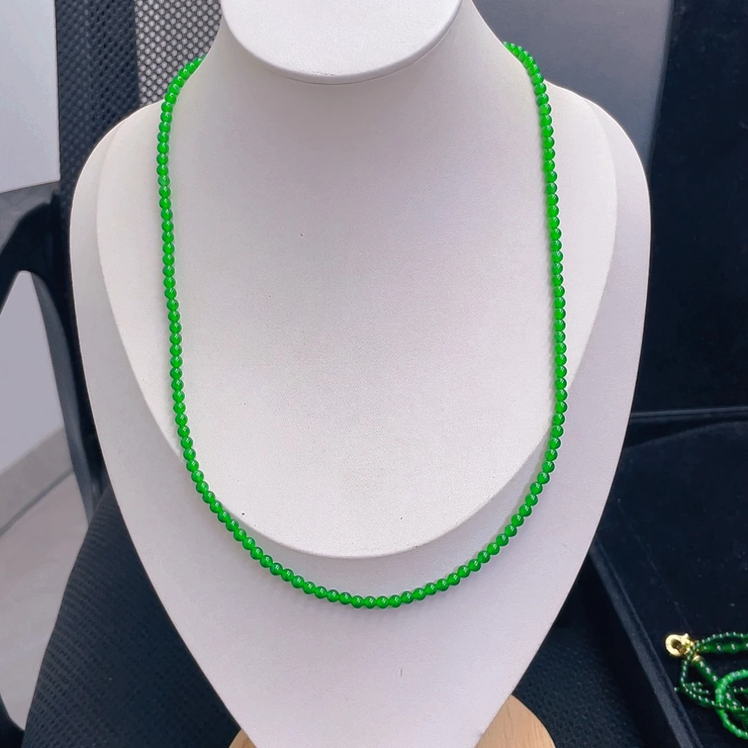 翡翠未镶嵌颈饰