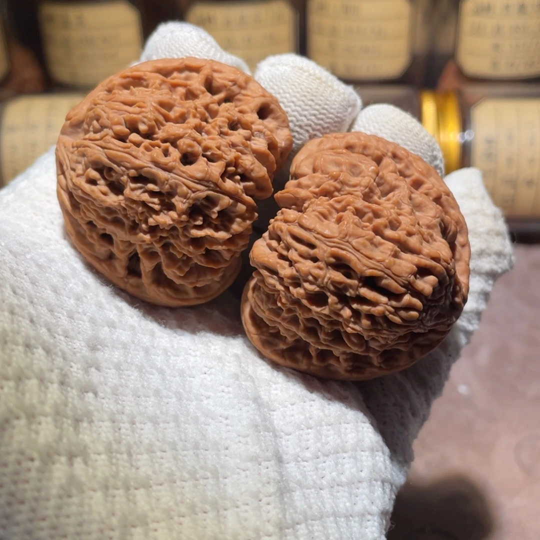 核桃47三角拉丝球疆