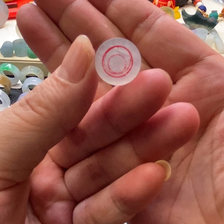 定制翡翠未镶嵌翡翠吊坠