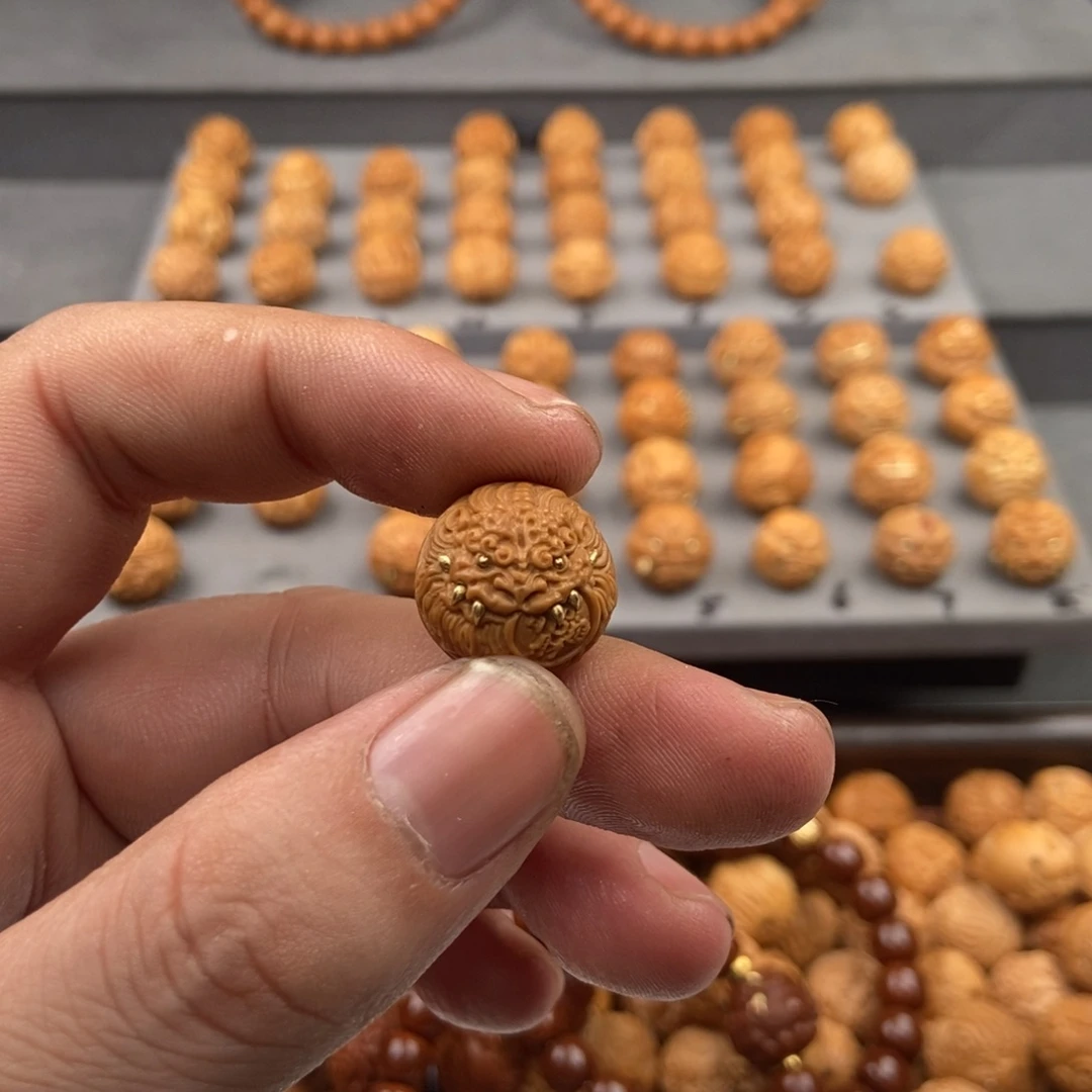 吊坠猴头核桃哒***哒