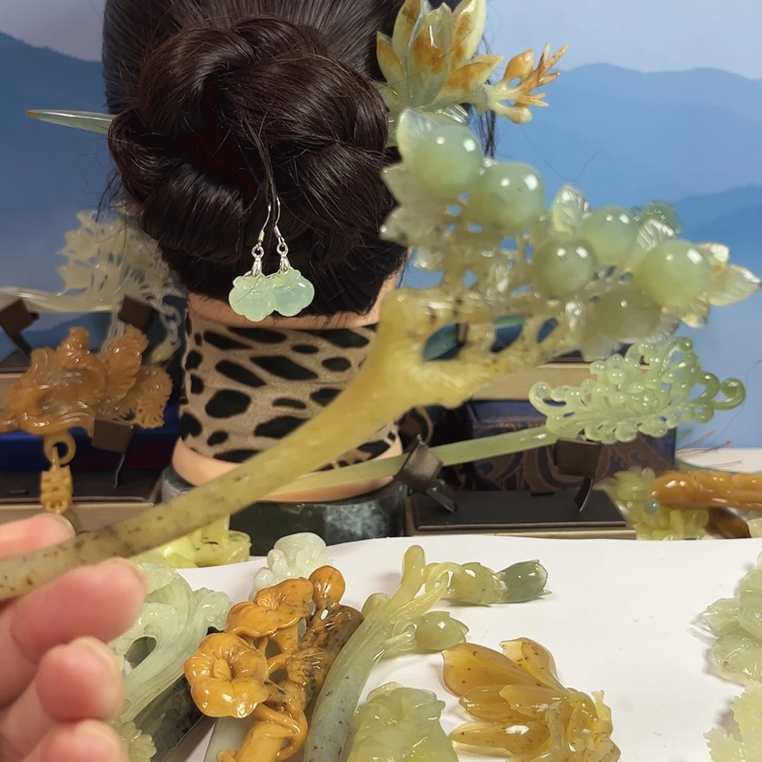 婳***婳蛇纹石玉合金发饰