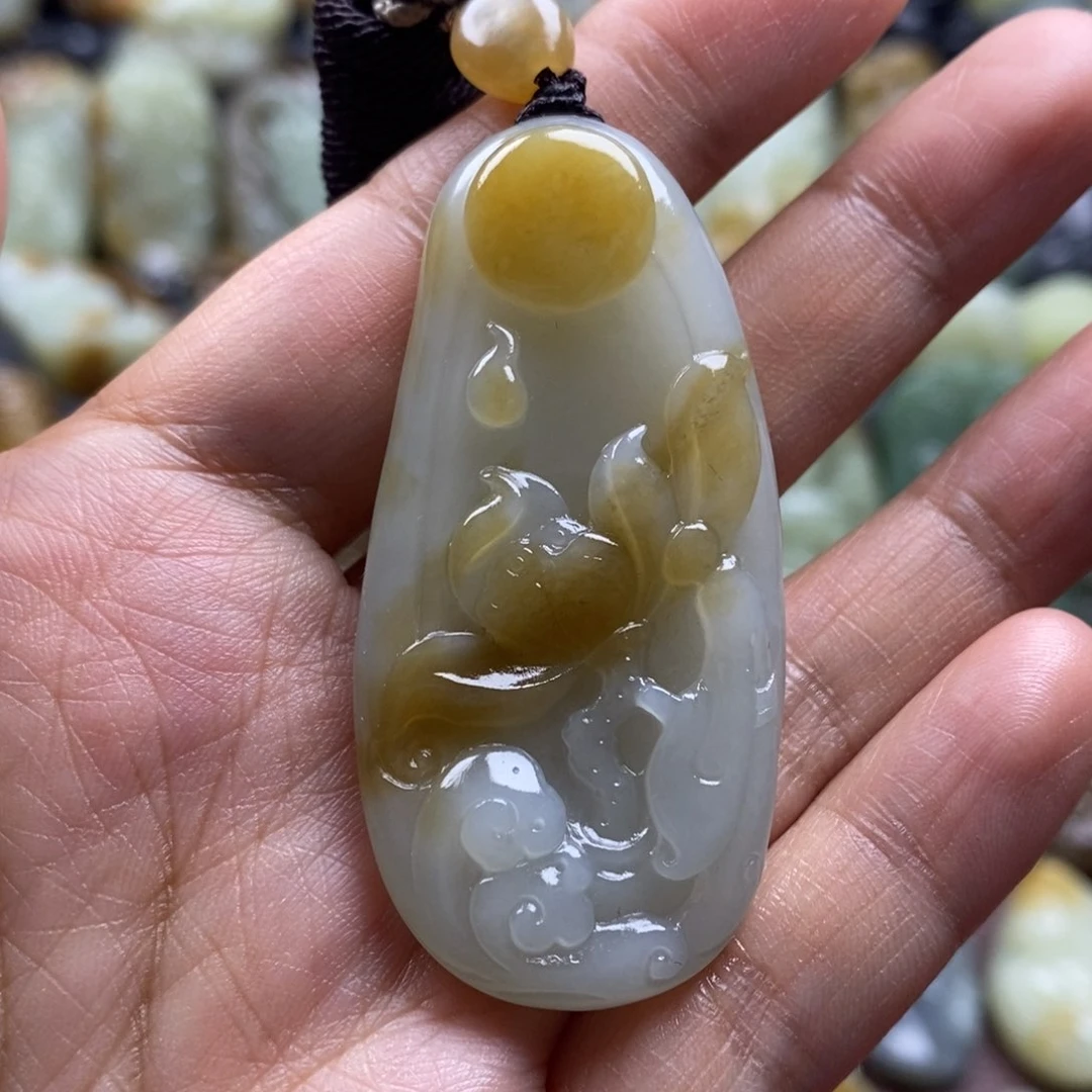 吊坠(不含链)未镶嵌和田玉（糖玉）