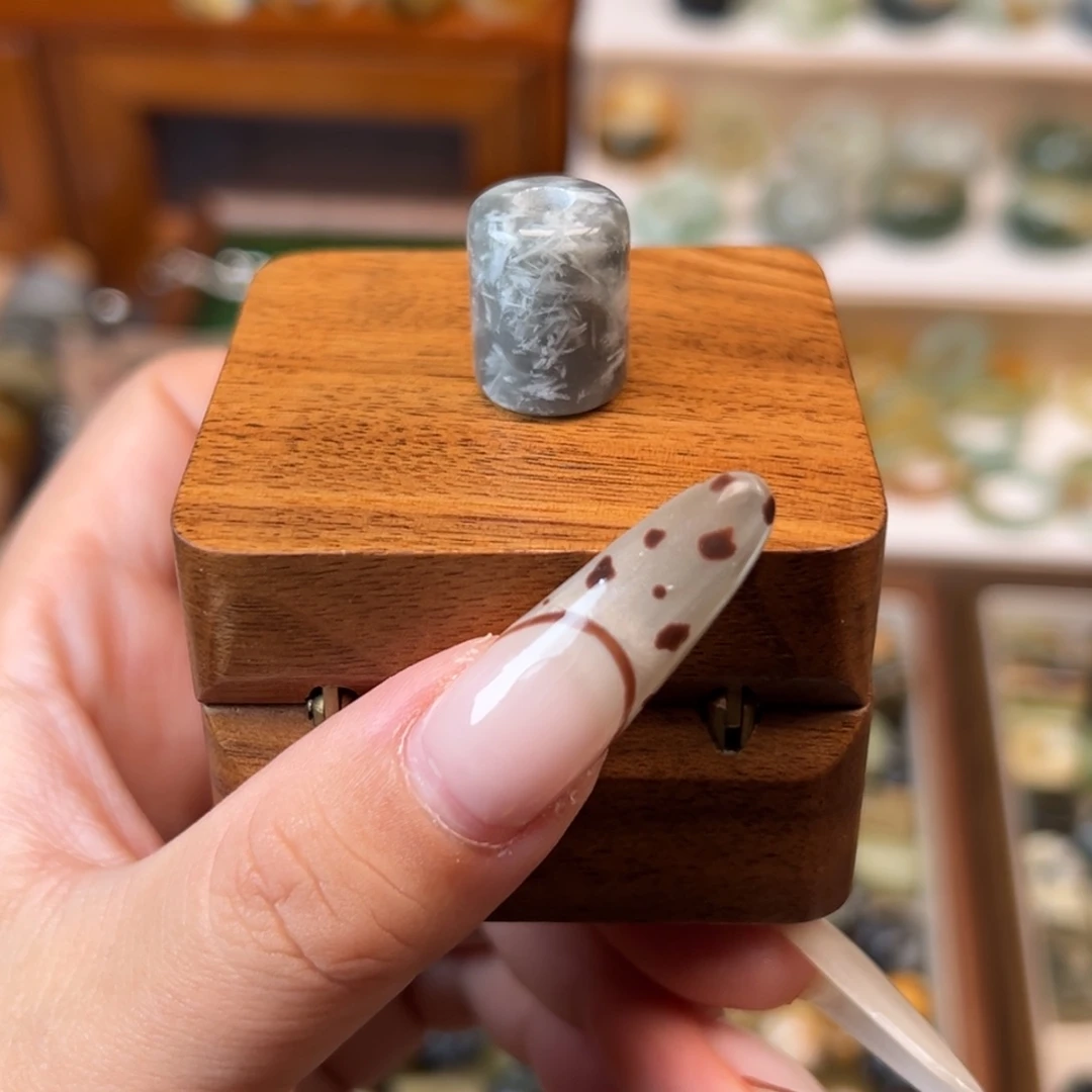 蛇纹石玉未镶嵌戒指新品