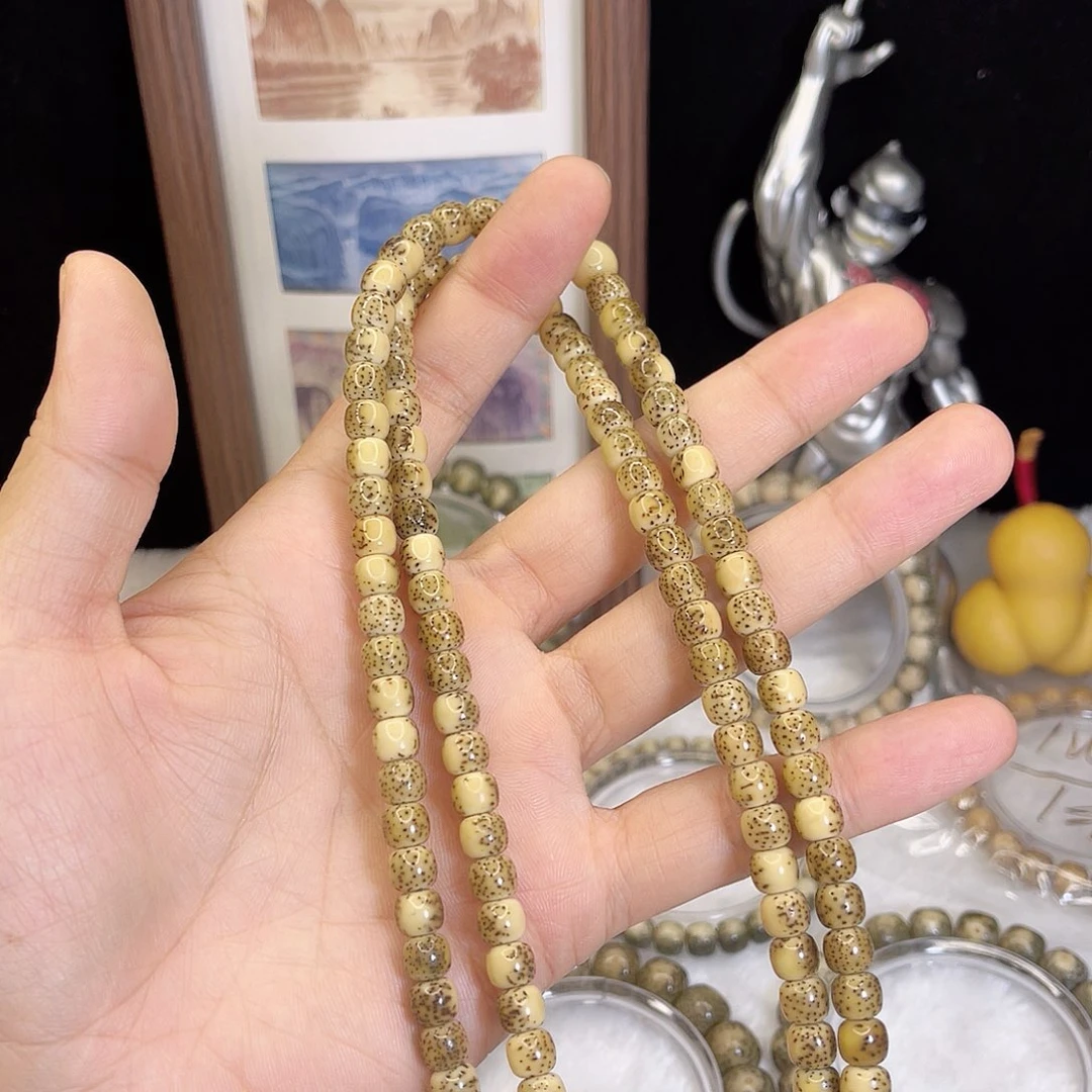 星月菩提手串星月菩提.  一物一图.