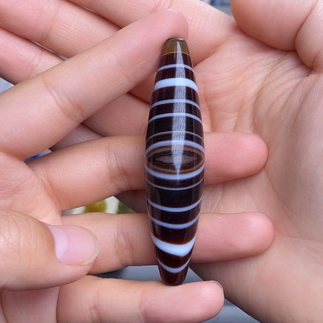 未镶嵌颈饰玛瑙/玉髓无*。