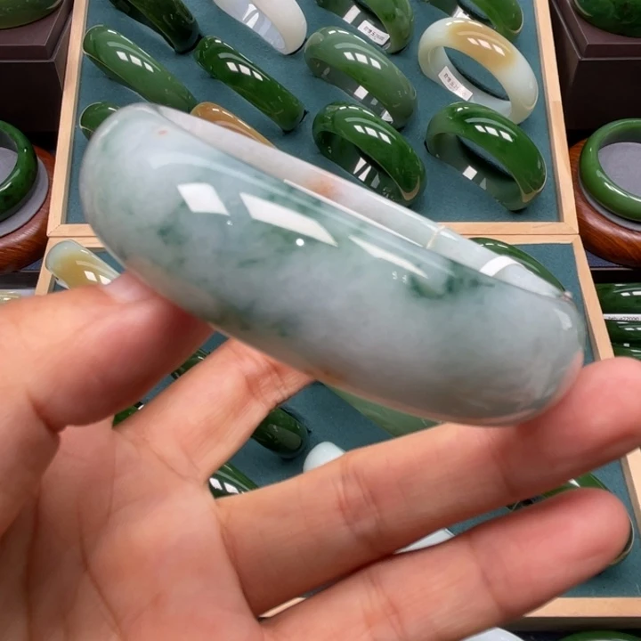 随****翡翠未镶嵌手镯翡翠手镯62口径