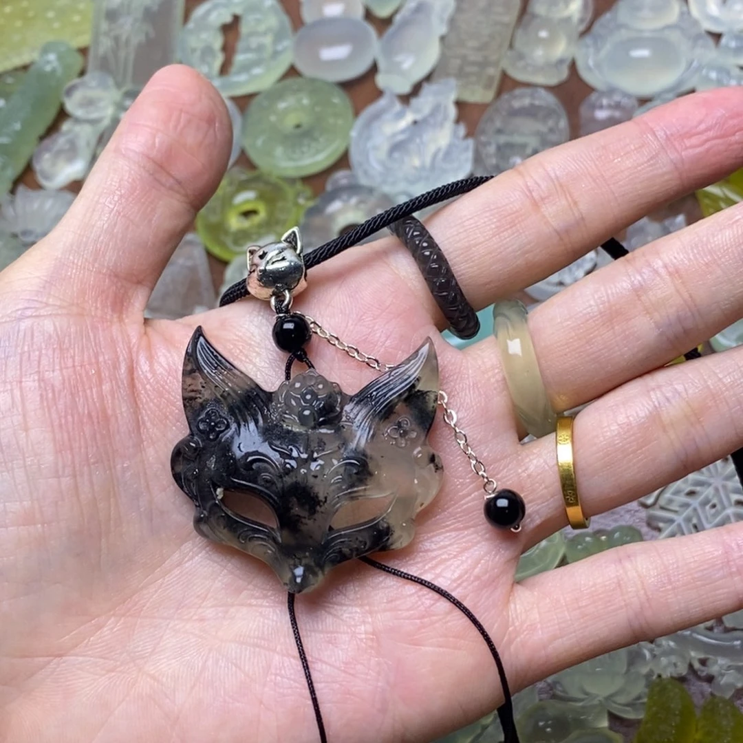 蛇纹石玉合金颈饰