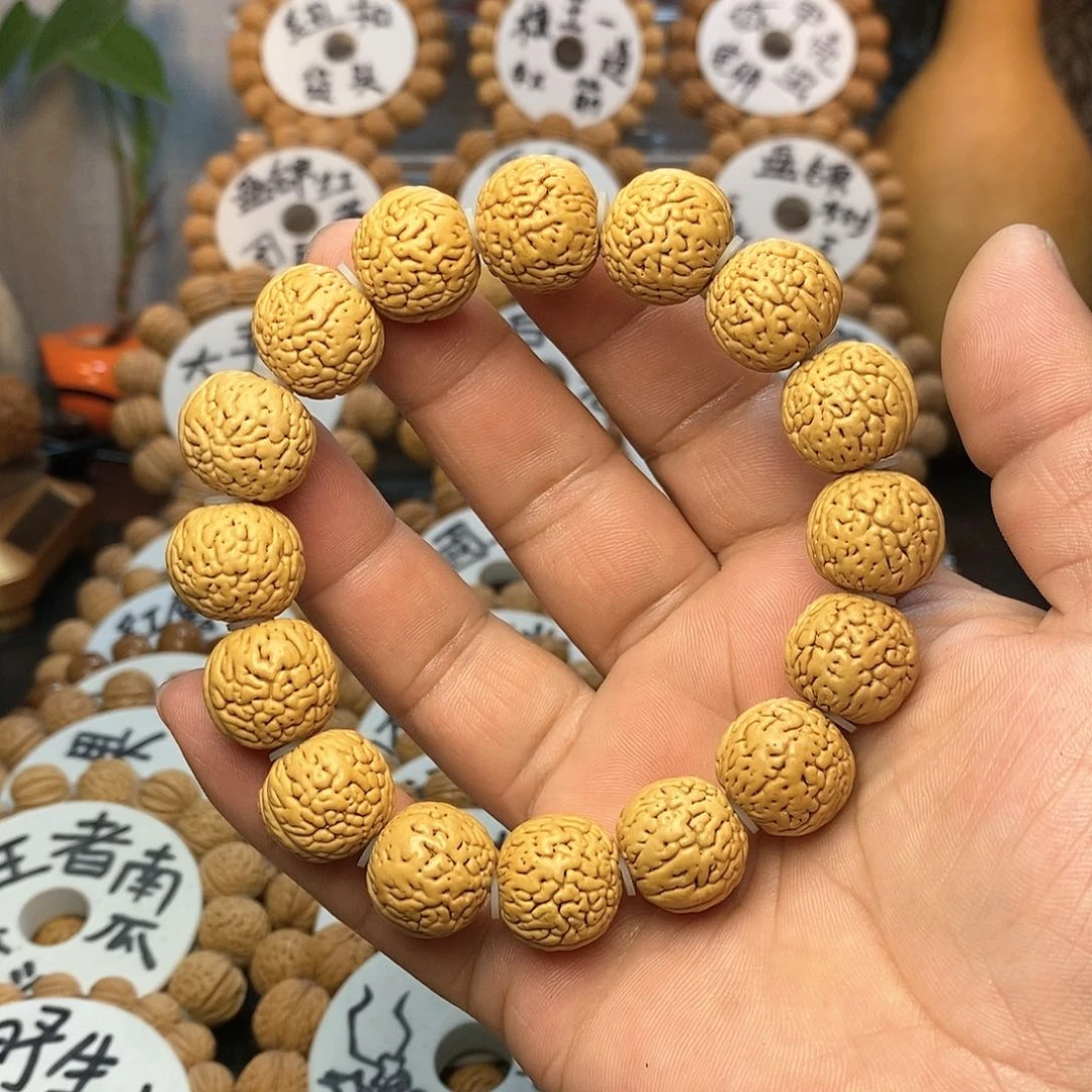 【闪购商品】痞**。桃核手串虎皮肌肉