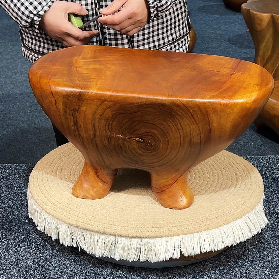 20 号香樟木尺寸：43-25-21cm