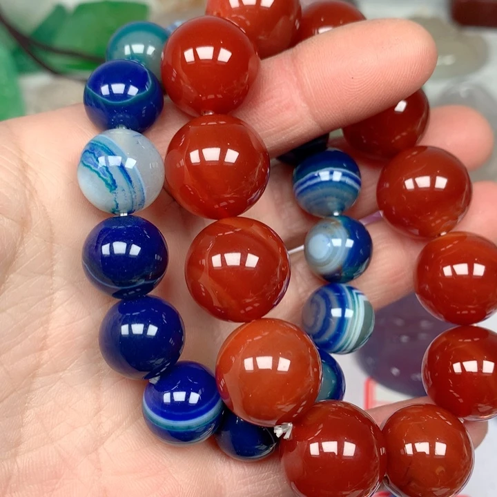 玛瑙/玉髓颈饰未镶嵌飞****?