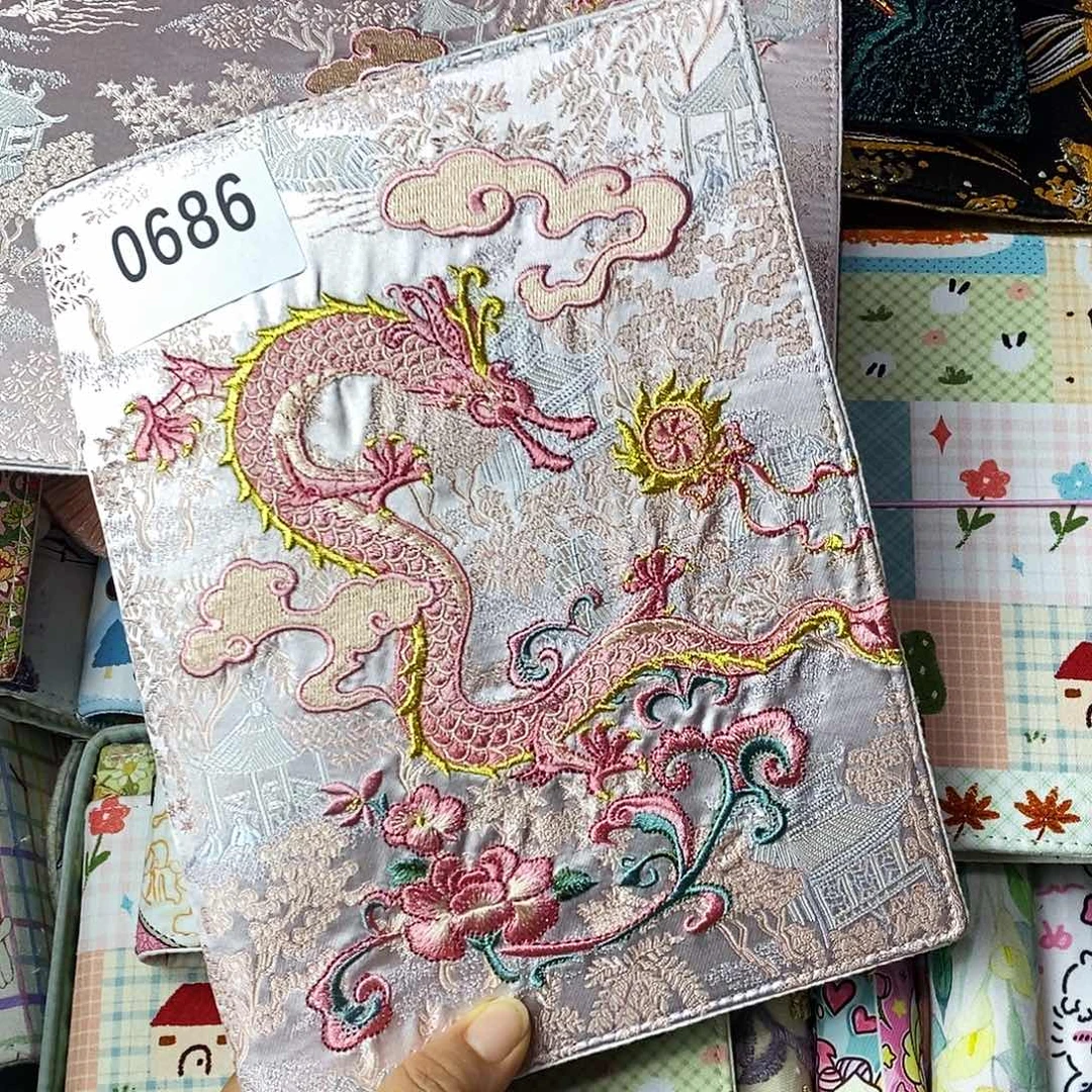 织绣A5活页送纸0686打孔
