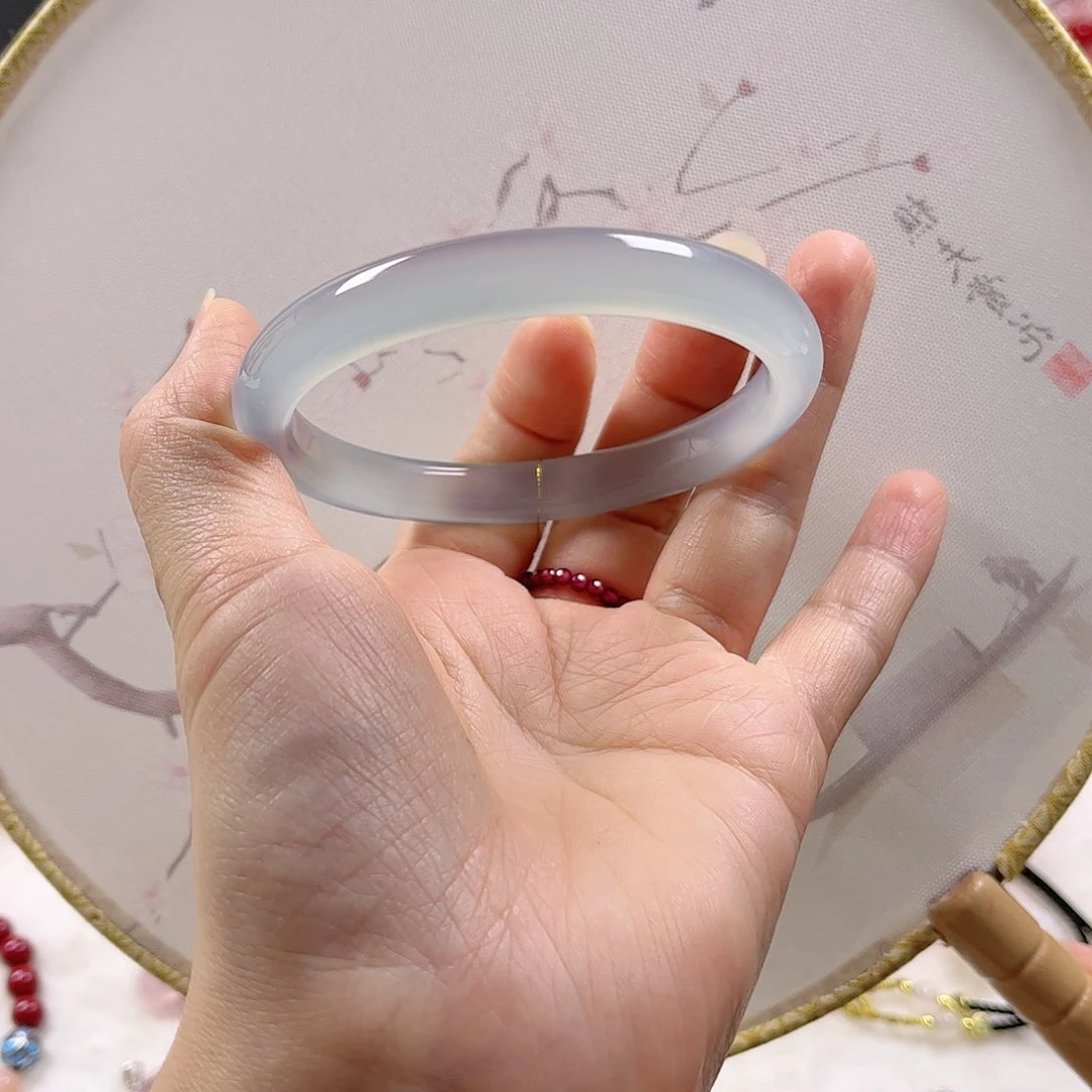 玛瑙/玉髓手镯未镶嵌鹿**语