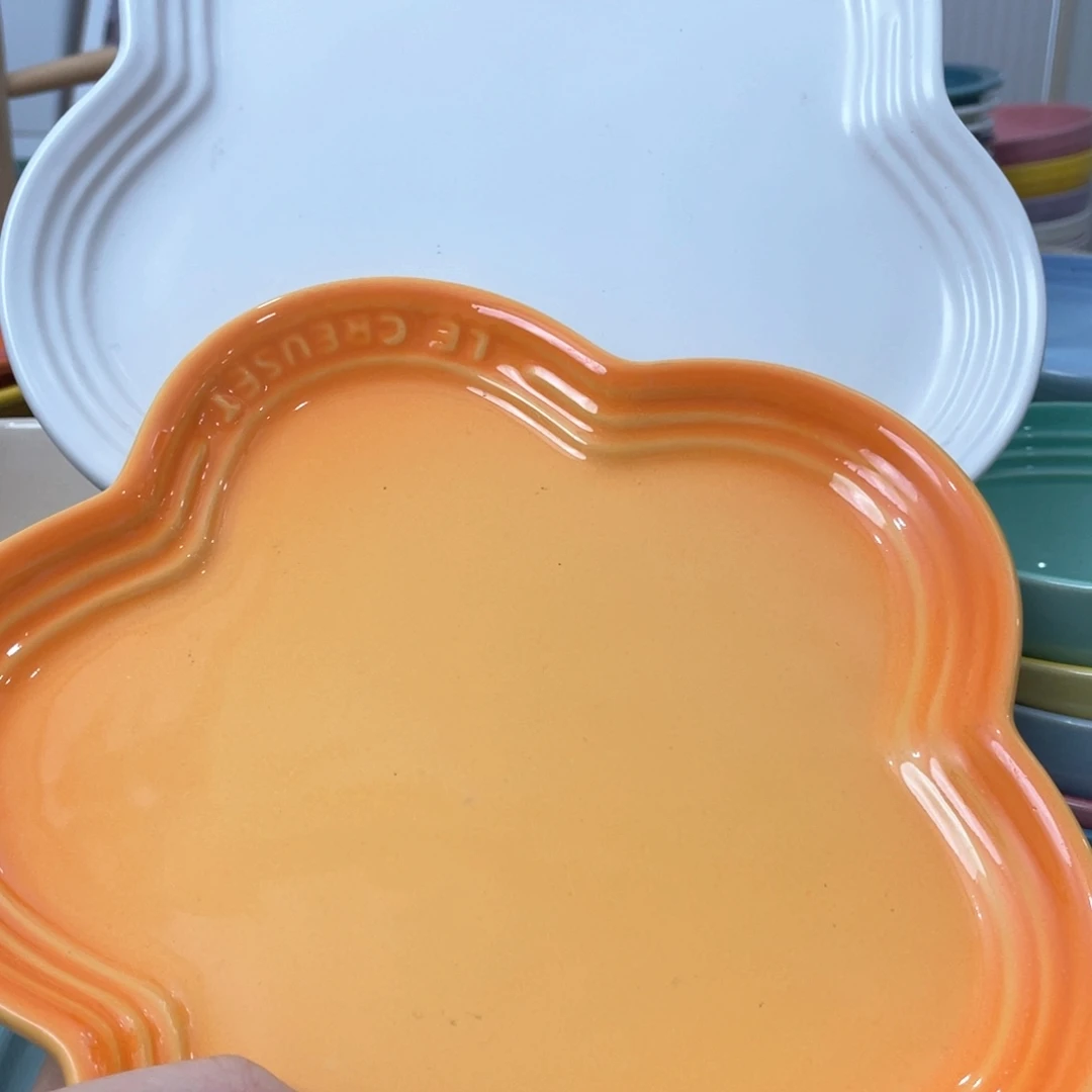 瓷片微瑕2个9英寸花朵平盘