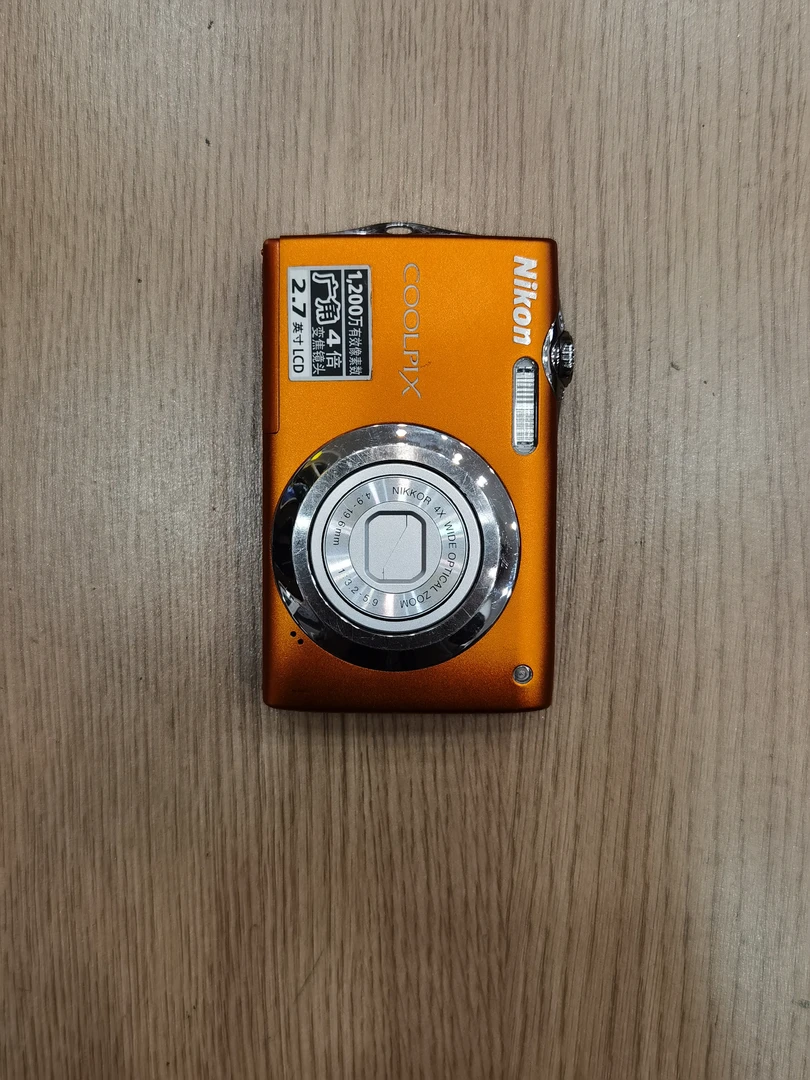 9新 Nikon/尼康 S3000  二手商品no退换  中文