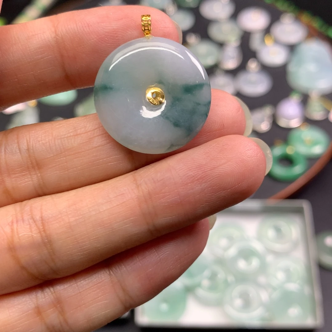 吊坠(不含链)18K金镶嵌翡翠