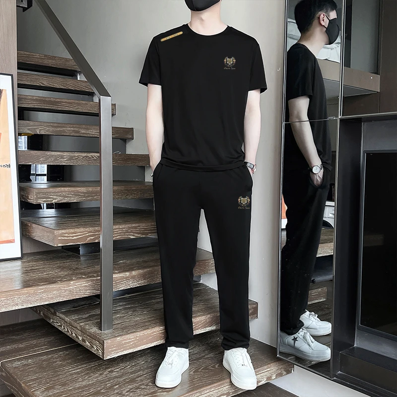 派步伦高档男士休闲套装时尚潮流夏季冰丝透气圆领运动服两件套