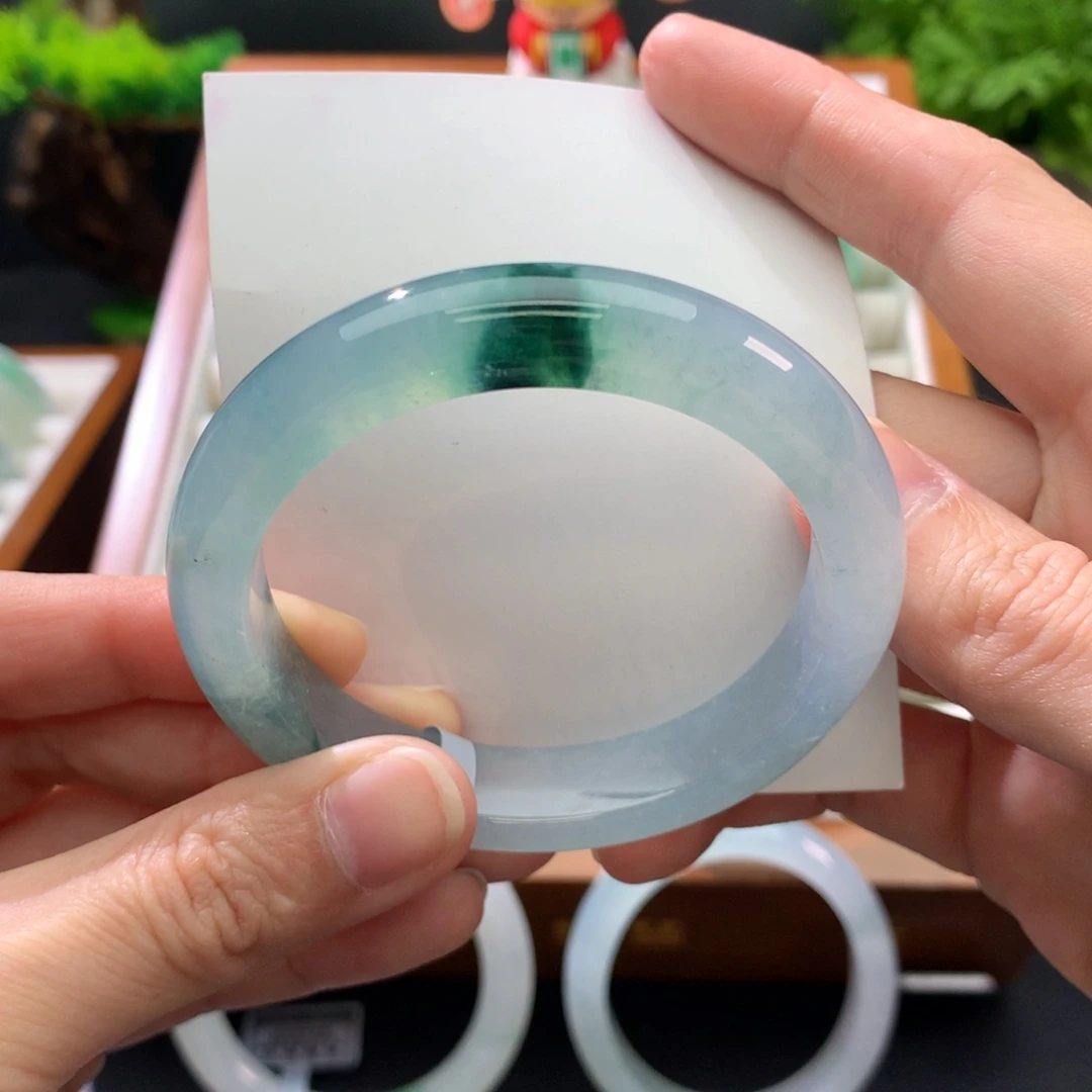 翡翠未镶嵌手镯闪购 11