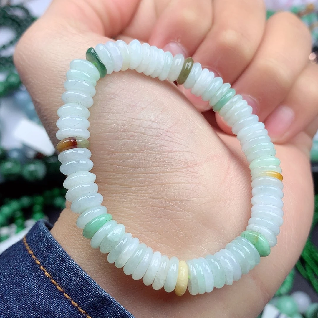 翡翠颈饰未镶嵌手串