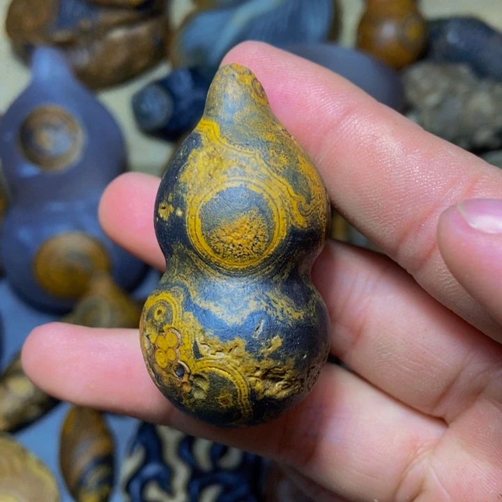 云***哥大叶紫檀（黑酸枝木类）