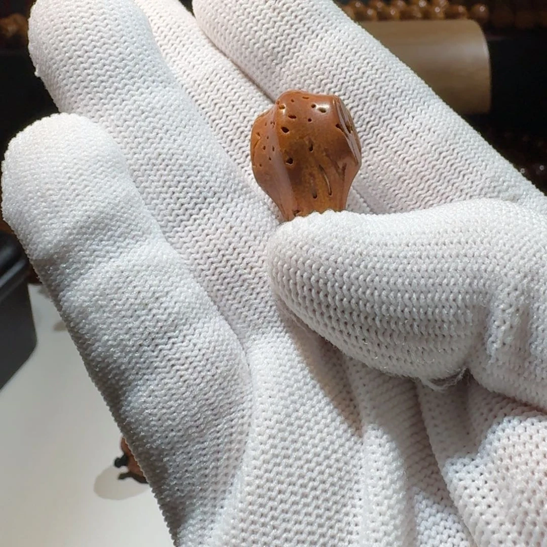 桃核吊坠红魔鲨鱼背三通