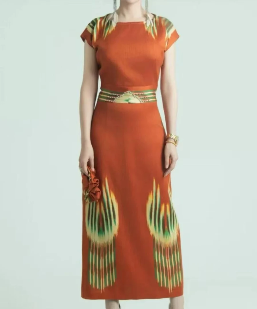 2025款 橘色 爱特莱斯 连衣裙