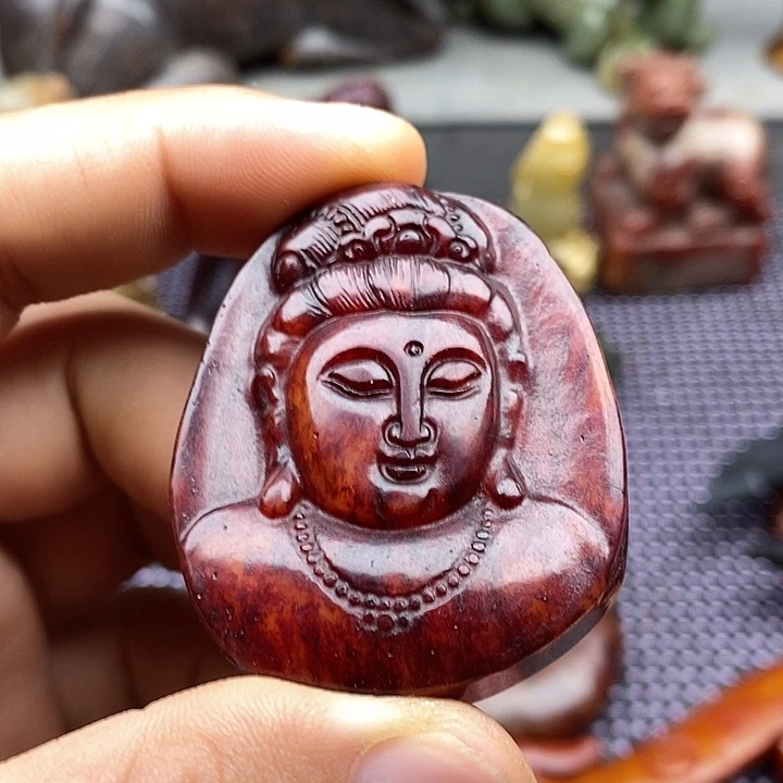 蛇纹石玉合金颈饰