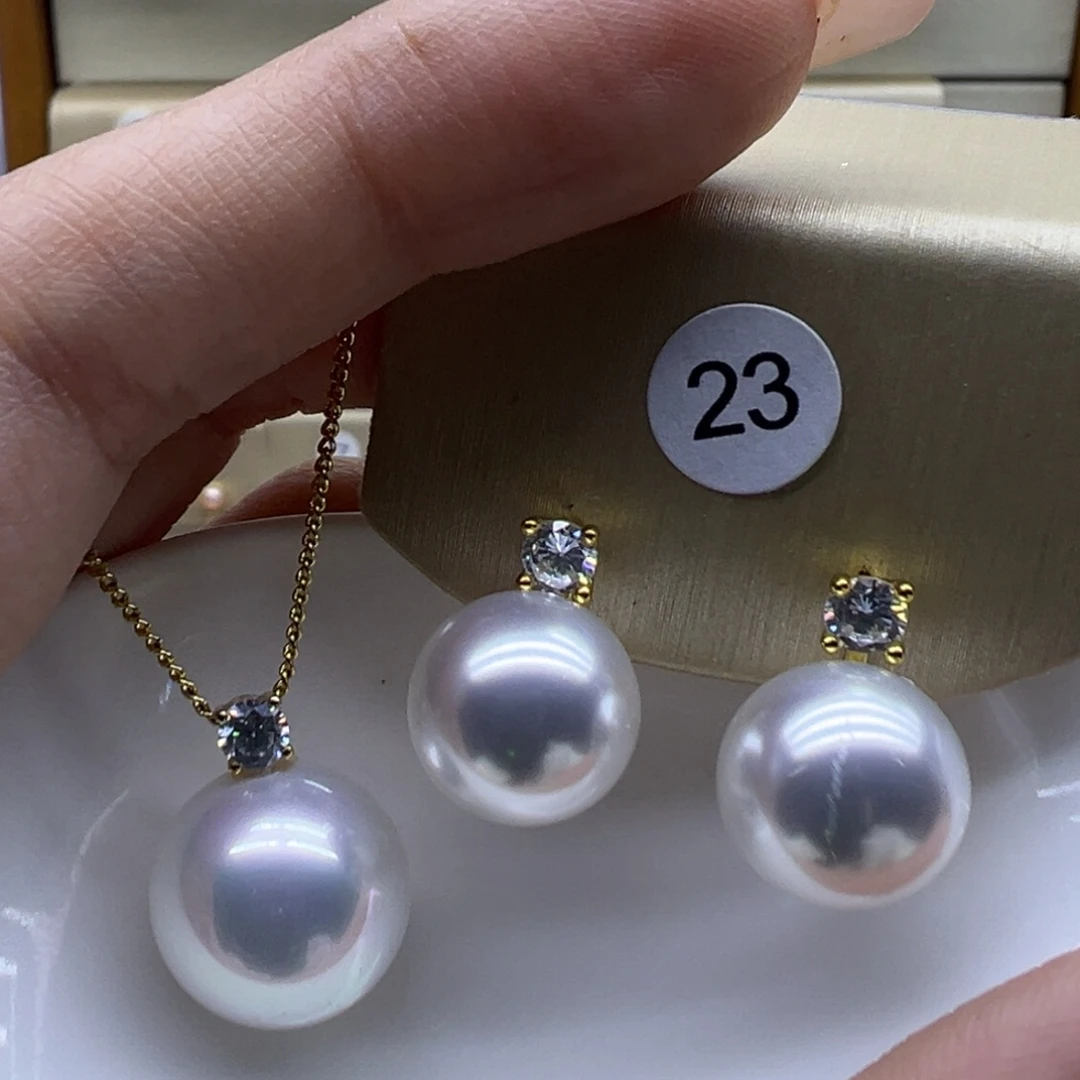 18K金镶嵌吊坠(赠链)淡水珍珠