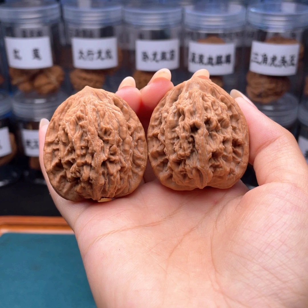 桃核吊坠42尺全品麦穗虎头