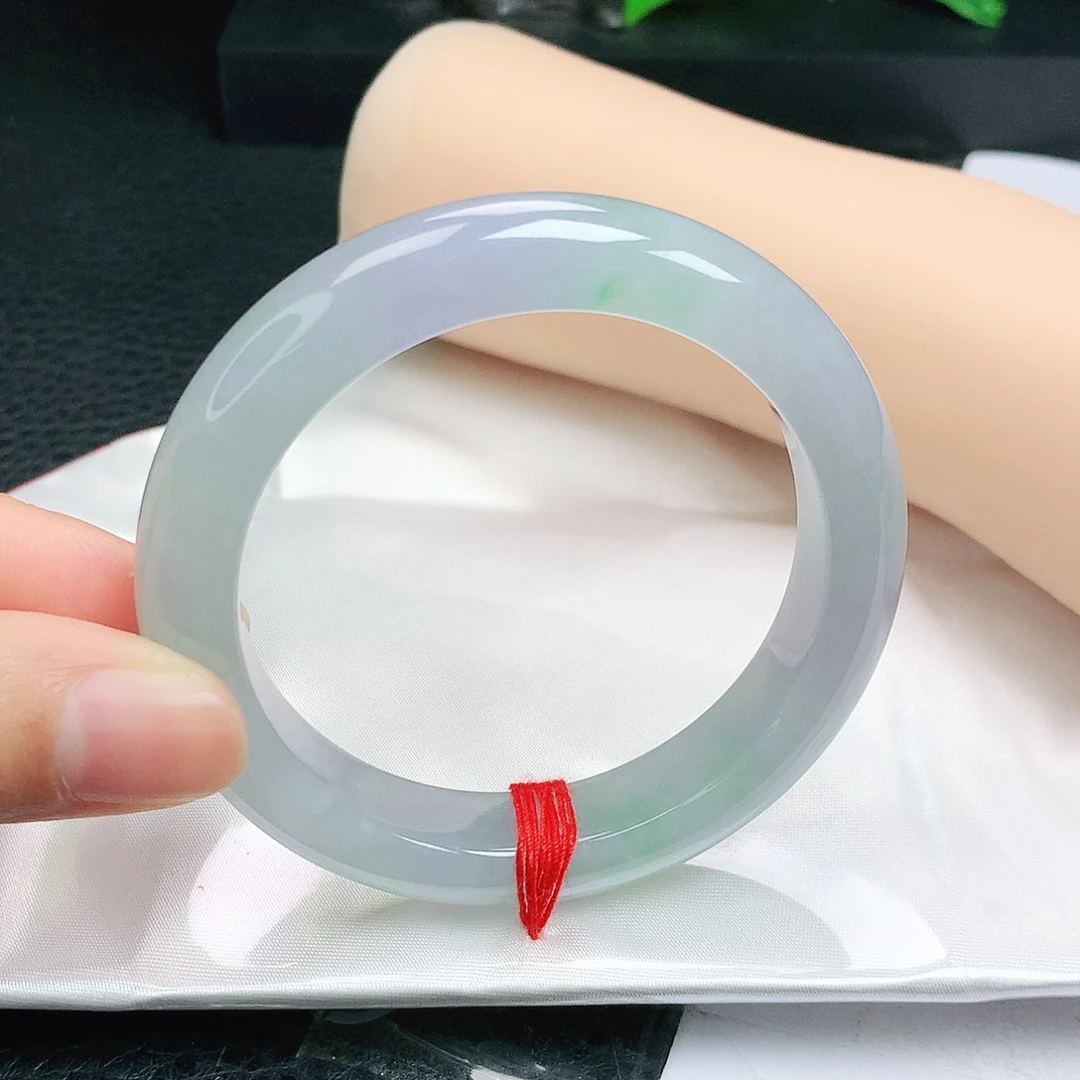 翡翠手镯未镶嵌正5152
