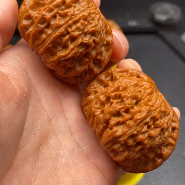 文玩核桃吊坠江**樵闷白48