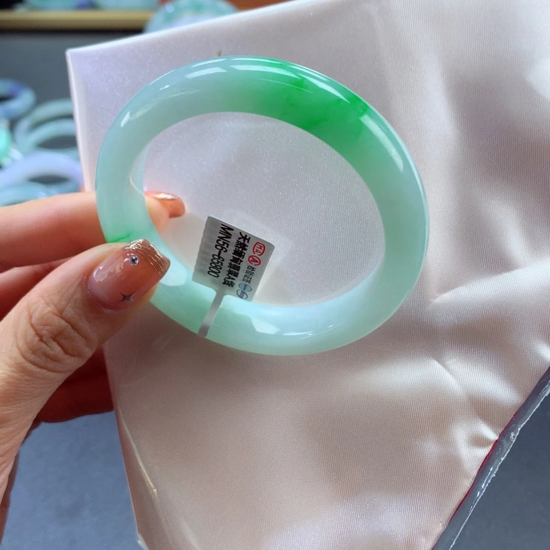 翡翠手镯未镶嵌27号