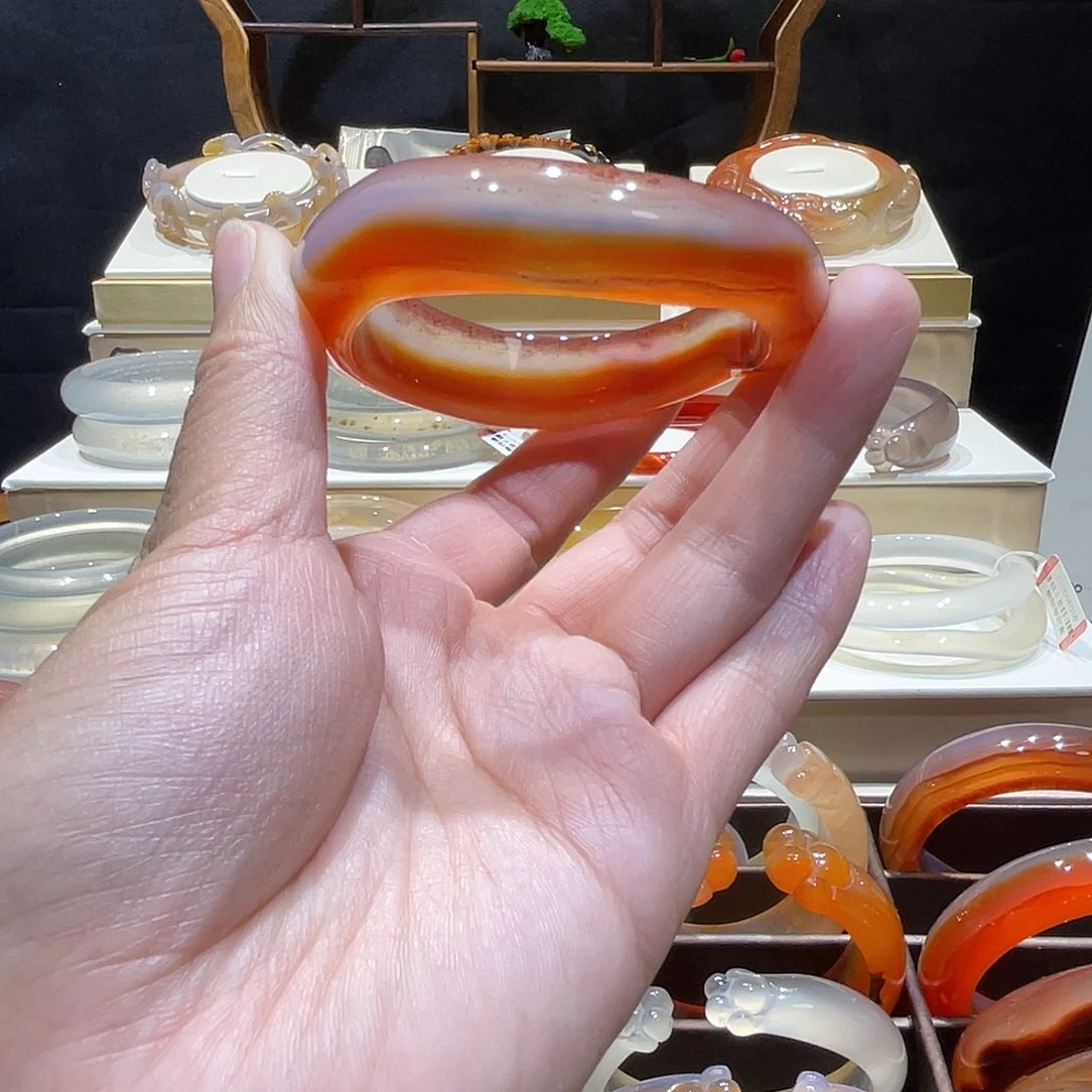 玛瑙/玉髓未镶嵌手镯