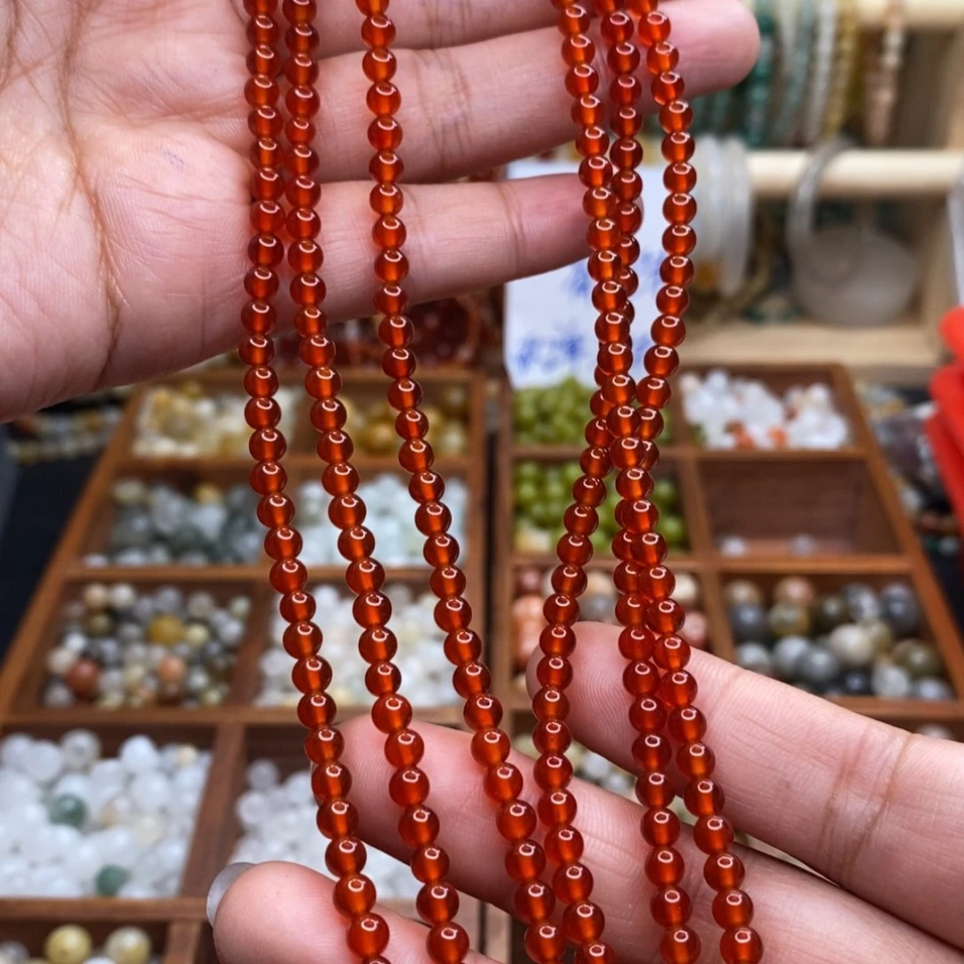 未镶嵌手串石英质玉约4mm红玛瑙一条