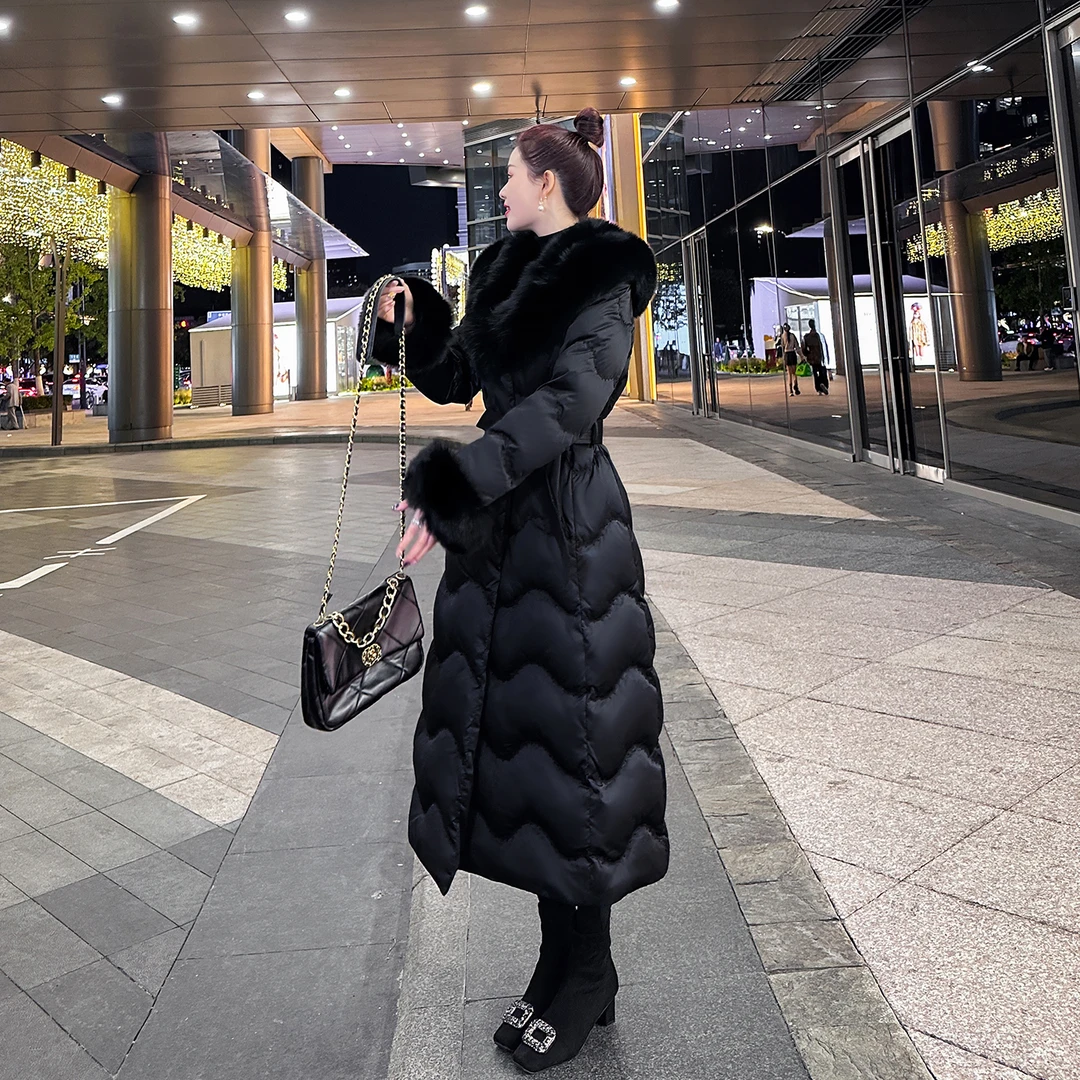 黑色羽绒服女长款狐狸毛领2025冬季新款收腰显瘦气质加厚保暖外套