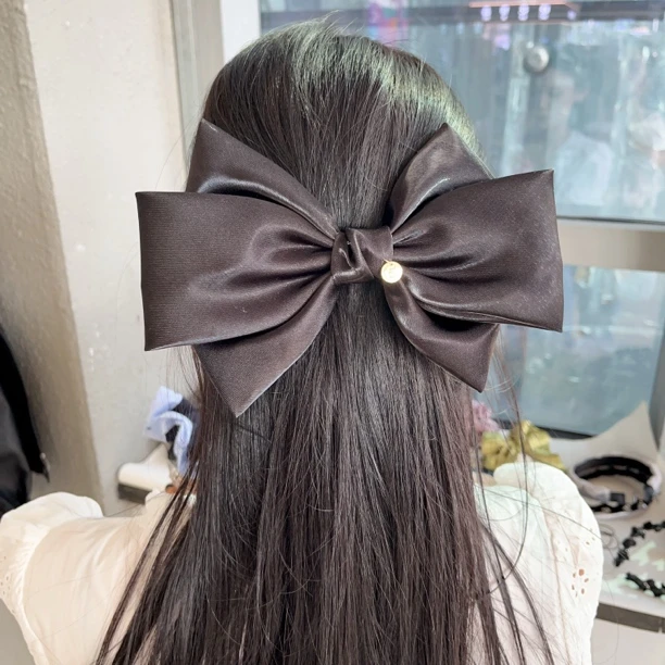 A951黑色立体弹簧夹