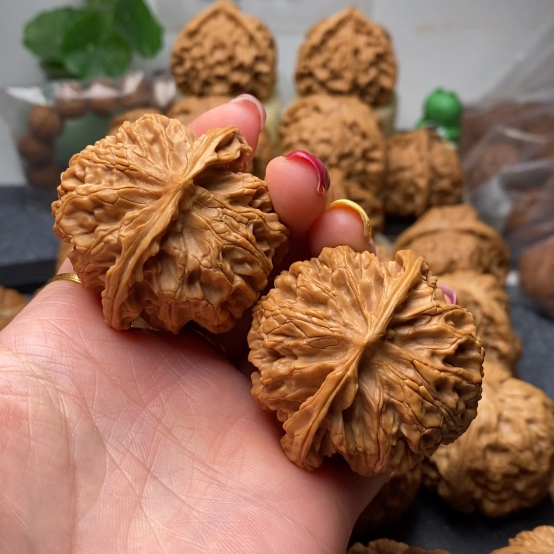 文玩核桃吊坠苹果45