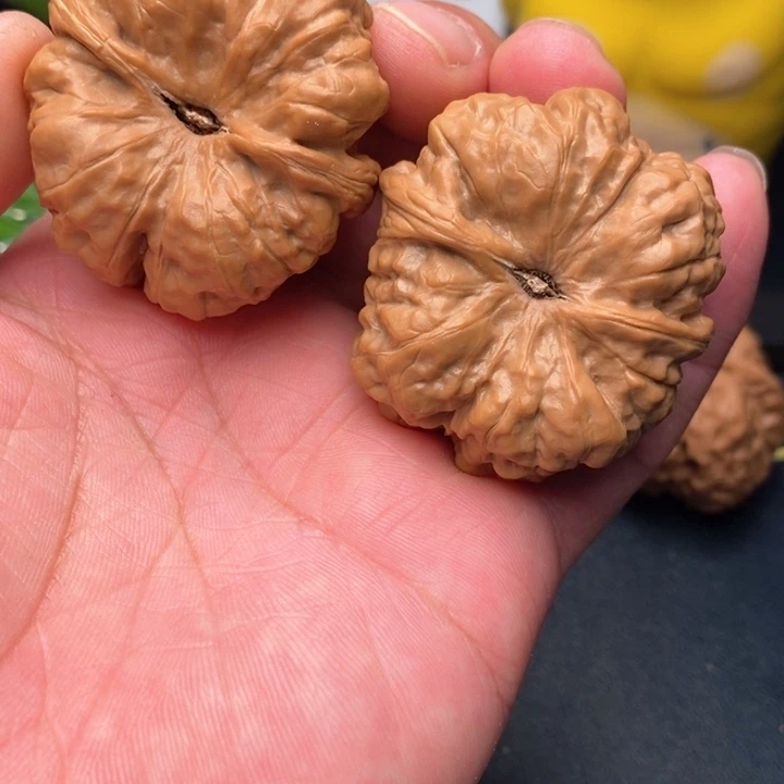 吊坠文玩核桃用****4大迟