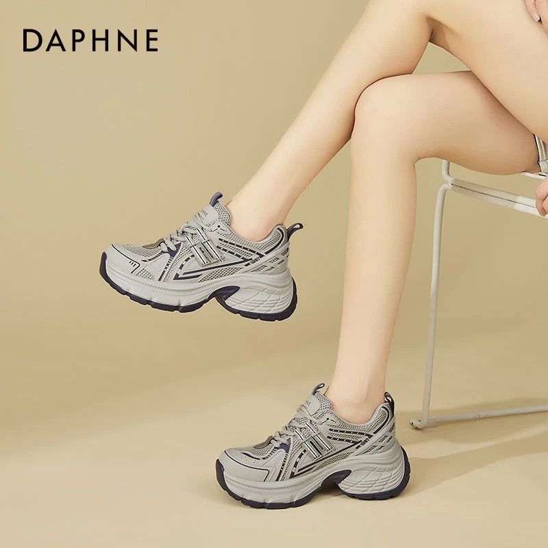 达芙妮厚底老爹鞋女2025新款春秋季学生软底休闲鞋运动松糕旅游鞋