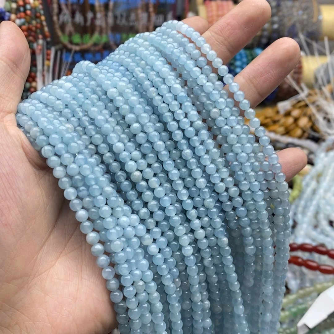 玛瑙/玉髓未镶嵌珠宝半成品一条天然4.5mm海蓝宝玉髓优化