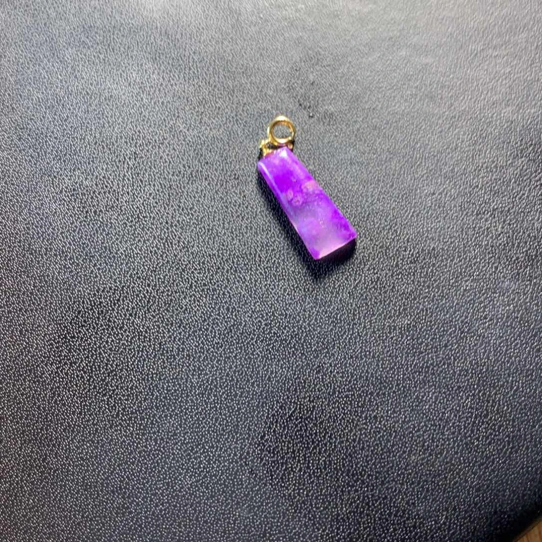 苏纪石（舒俱来）吊坠18K金镶嵌