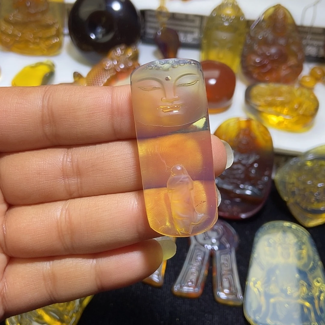 琥珀未镶嵌颈饰缅甸天然琥珀吊坠