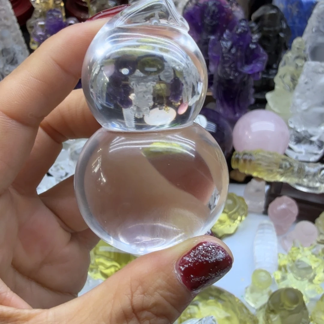 姚***飞未镶嵌珠宝半成品水晶