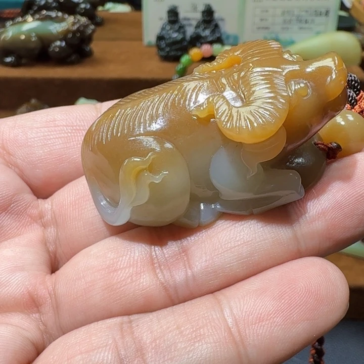 未镶嵌和田玉把件