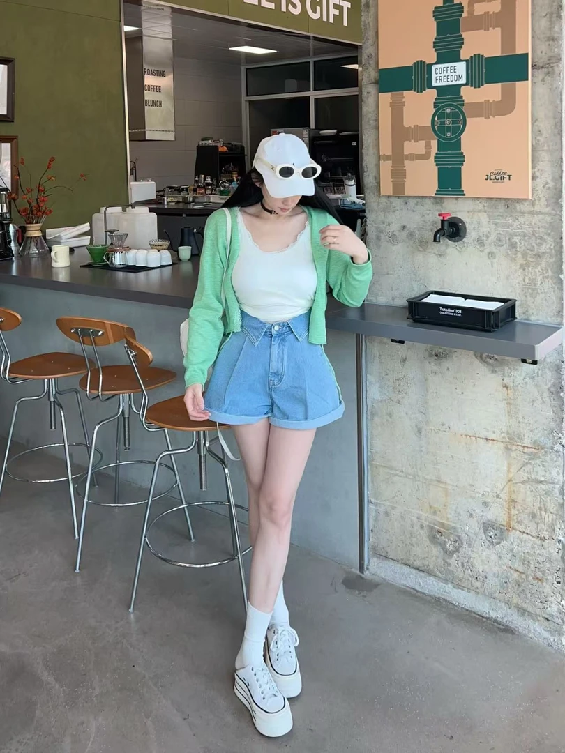 【TX】薄荷绿系绳开衫/白蕾丝边吊带/翻腰牛仔短裤