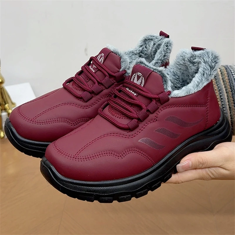 女士加绒加厚冬季保暖防寒户外休闲棉鞋老北京棉鞋软底妈妈运动鞋