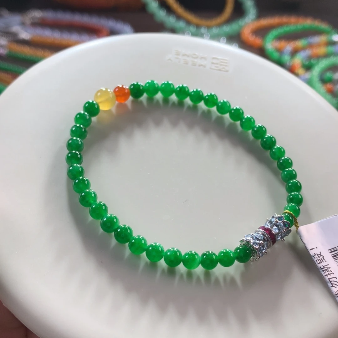 翡翠未镶嵌手链性价比色标级正浓阳绿手链 卡4~6