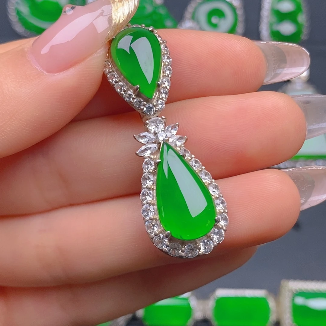 颈饰银S925镶嵌翡翠